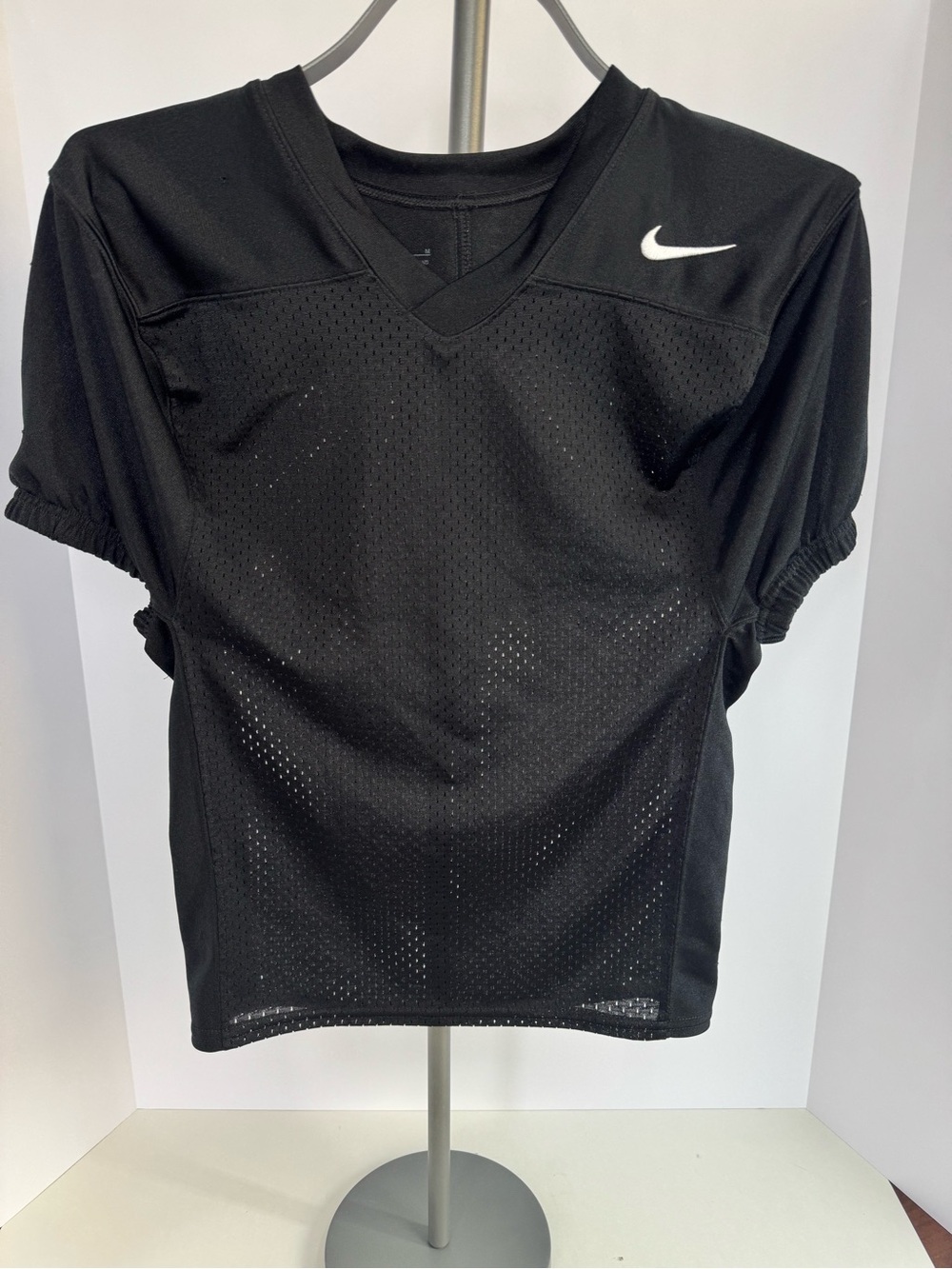 Nike Dri-FIT Youth Black Football Practice Jersey – Size youth Medium